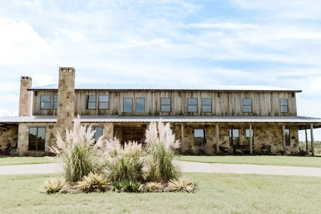 El Cerrito building back view