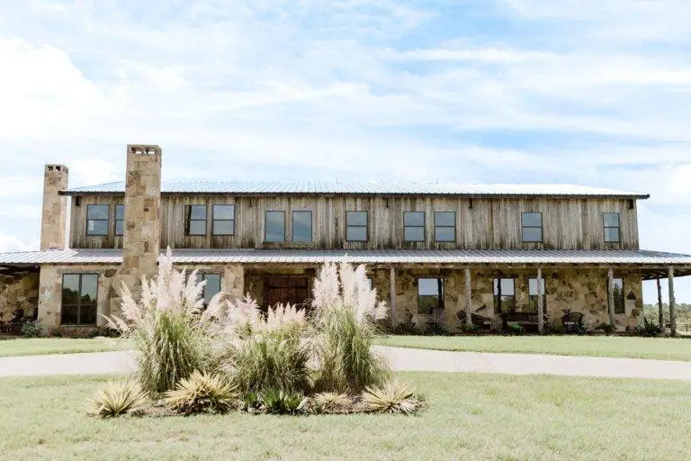 El Cerrito building back view